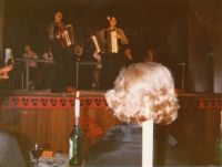 1982-01-10 Doe mer wa show 1 Hepie en Hepie 02 1982-01-10 Doe mer wa show 1 Hepie en Hepie 02